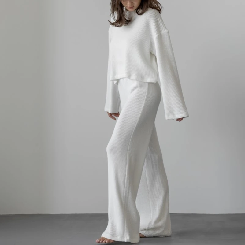 Жіночий домашній костюм-трійка (топ+кофта+штани) "Milica" white - 1