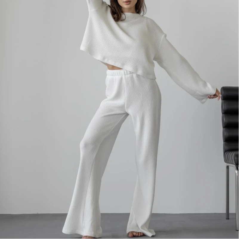 Жіночий домашній костюм-трійка (топ+кофта+штани) "Milica" white - 2