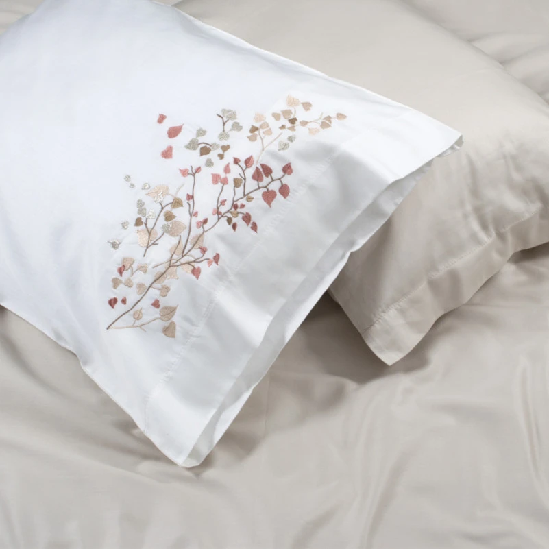 Комплект постільної білизни С Satin Elit "Petals creamy"