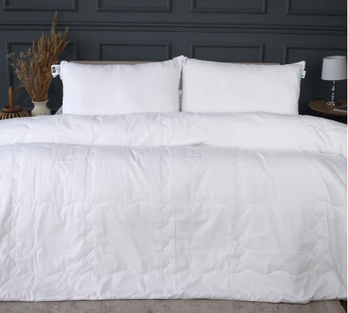 Літній постільний комплект №2967 Line Satin Light Pro 10-001 Snow White Бавовна (ковдра + 2 наволочки)