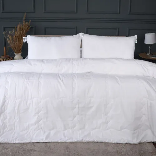 Літній постільний комплект №2979 Line Satin Light Pro 10-001 Snow White Silk (ковдра + 2 наволочки)