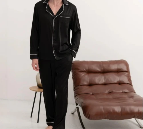  Пижама мужская Шелк С "Silk men's black" с белым кантом