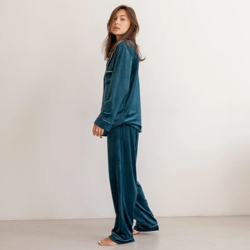 Пижама женская Велюровая "Velor emerald"  на пуговицах - 2