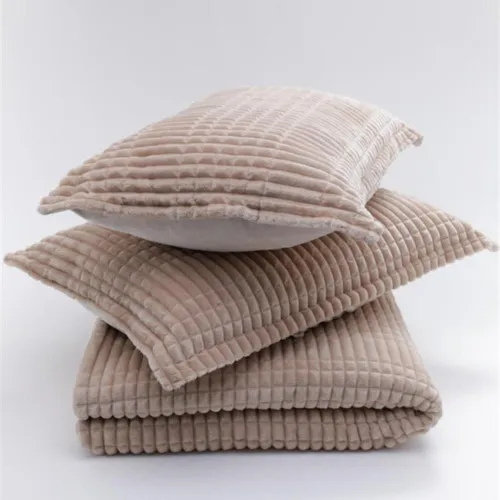 Набір покривало + наволочки 2 шт Т "Velvet Serenity"