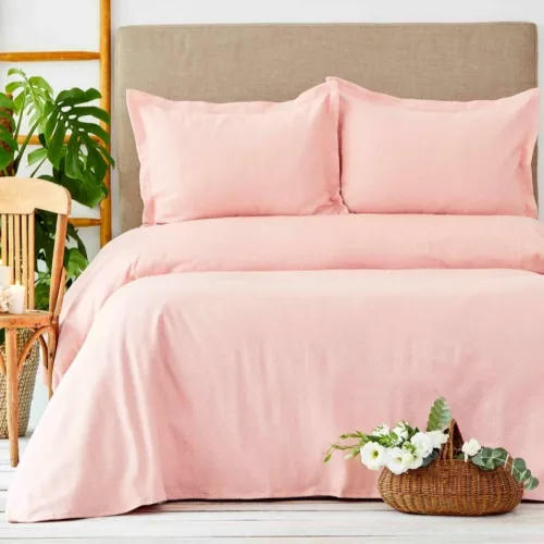 Набор покрывало + наволочки 2 шт С "Warm Embrace soft pink"