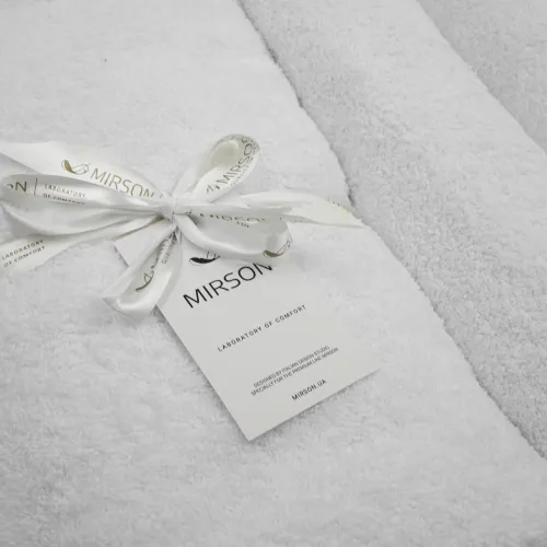 Набір подарунковий Elegant Trio "White" (Рушники 50*90 - 2 шт. + 70*140 - 1 шт. + спрей текстильний) - 3