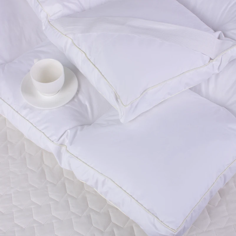 Перина-топпер №4002 (50% пух, 50% перо) высота до 9 см - 9