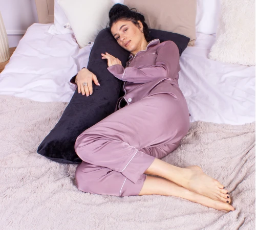 Подушка для вагітних та відпочинку Г-подібна №8459 Velvet Line 28-0007 Black EcoSilk велюр