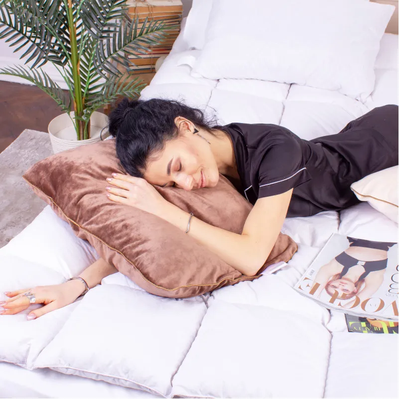 Подушка ортопедична (стружка Memory) №4051 28-0003 Brown Velvet Women 59*43*10 см - 5