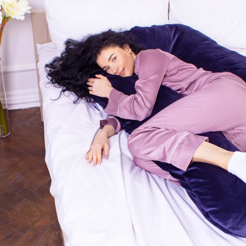 Подушка для беременных и отдыха U-образная № 8020 Velvet Line "Navy blue" EcoSilk велюр - 5