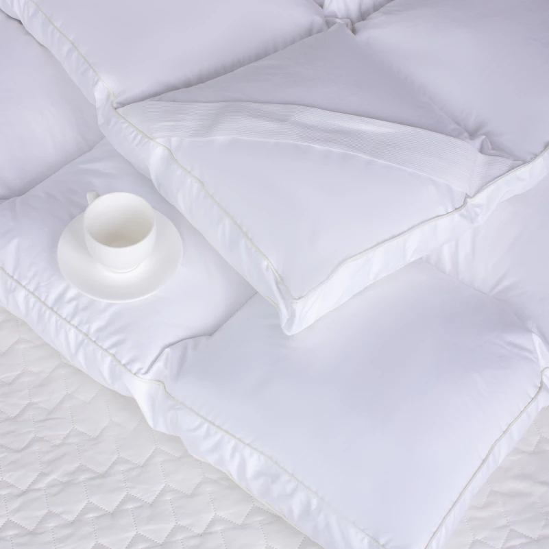 Перина-топпер №4007 (10% пух, 90% перо) высота до 9 см