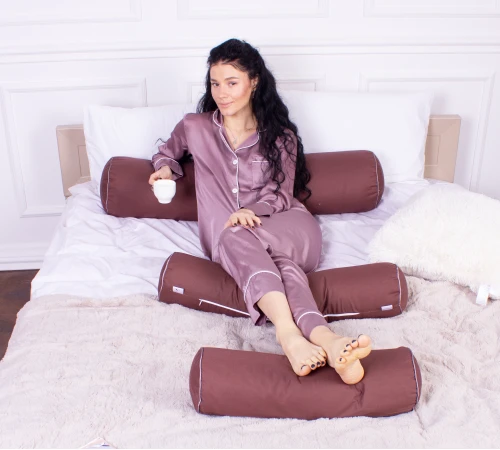 Подушка-валик №8119 Naturale Line 19-1217 Chocolate Perla EcoSilk