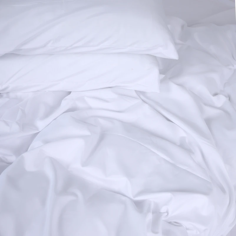 Комплект постельного белья №18-0000 White Mikrosatin Premium Однотонный Black Friday - 1