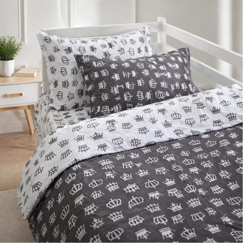 Комплект постельного белья Бязь JUNIOR 17-0675 Queen of Now