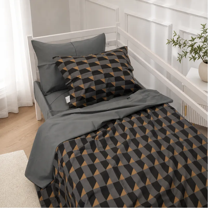 Комплект постільної білизни Сатин TEENAGER 22-1441 Dark Cube Pattern Фото - 7